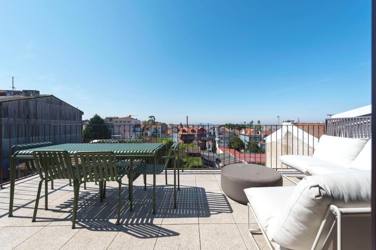 Boavista Penthouse W/ 2 Balconies & Ac By Lovelystay Porto Luaran gambar